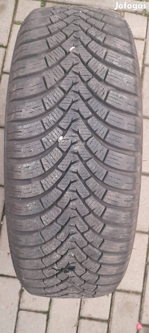 Eladó 4 db. használt téli gumi felnivel