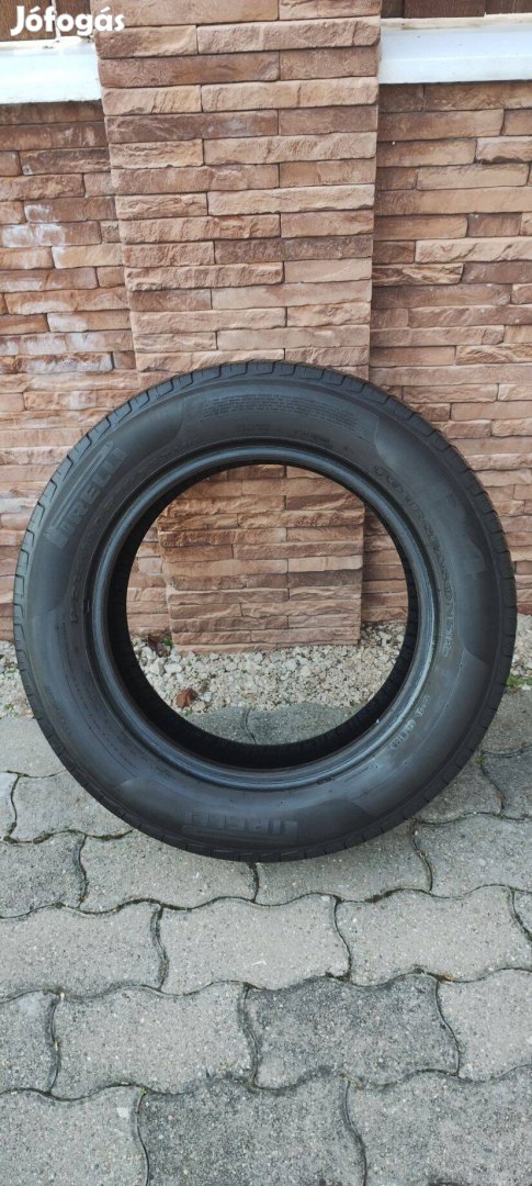 Eladó 4 db használt, négyévszakos Pirelli P4 215/60 R16 gumiabroncs