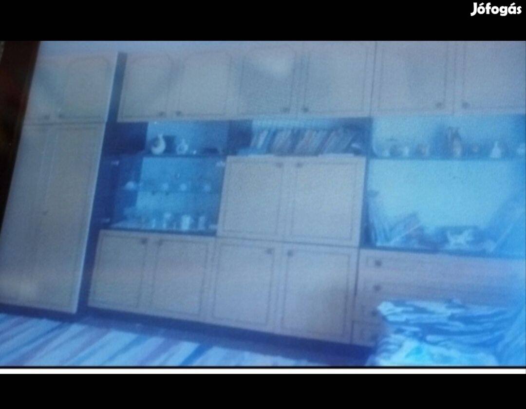 Eladó 4 részes Mondo szekrénysor