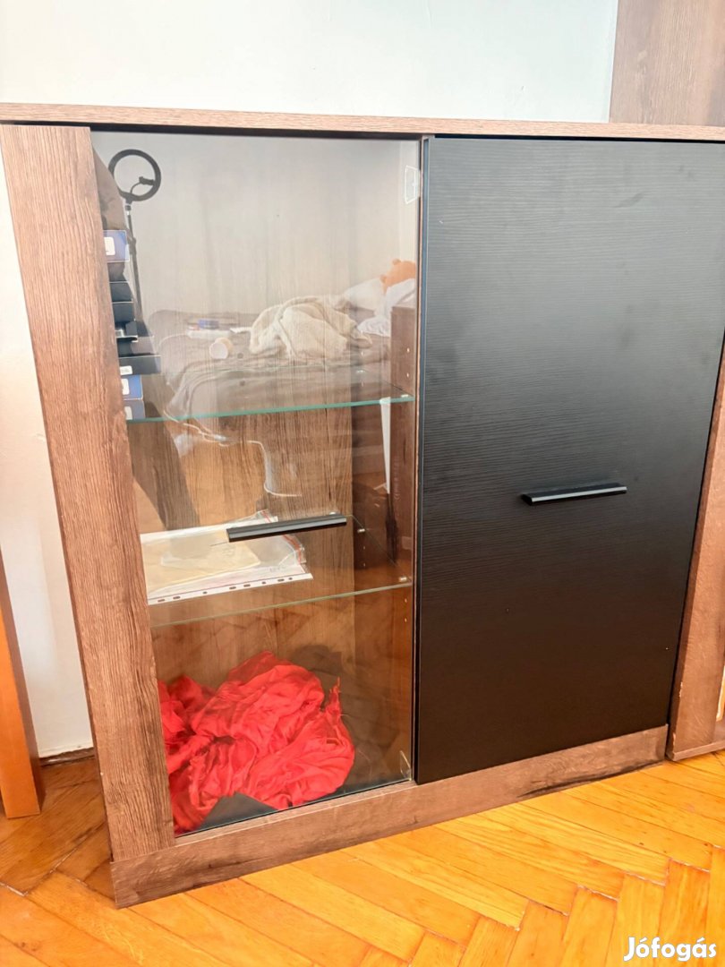 Eladó 4 részes szekrény