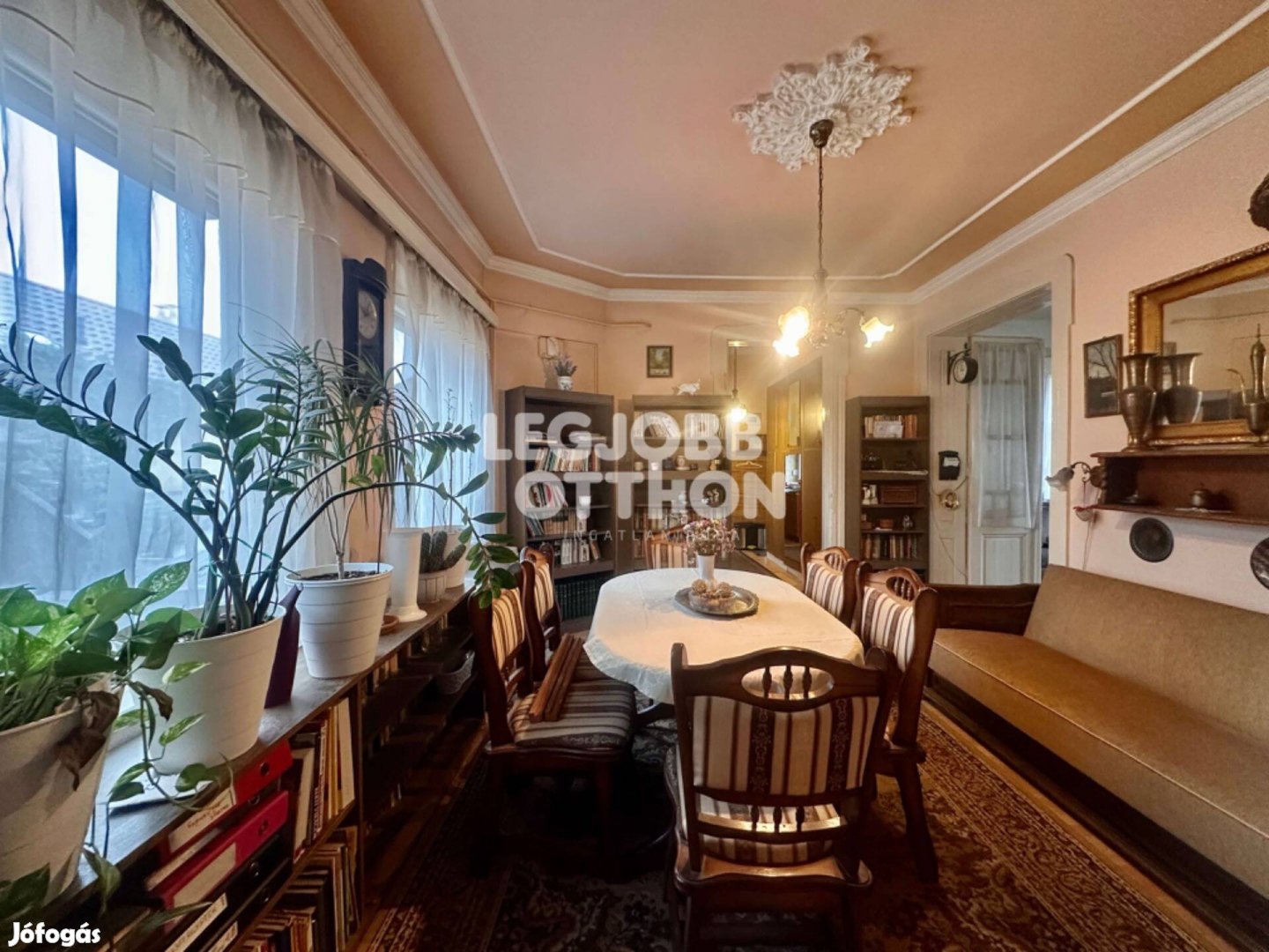 Eladó 4 szobás ingatlan a Rostély u. közelében Cegléden