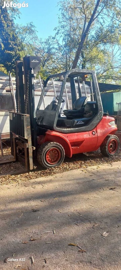 Eladó 4 tonnát emelő Linde H40D targonca