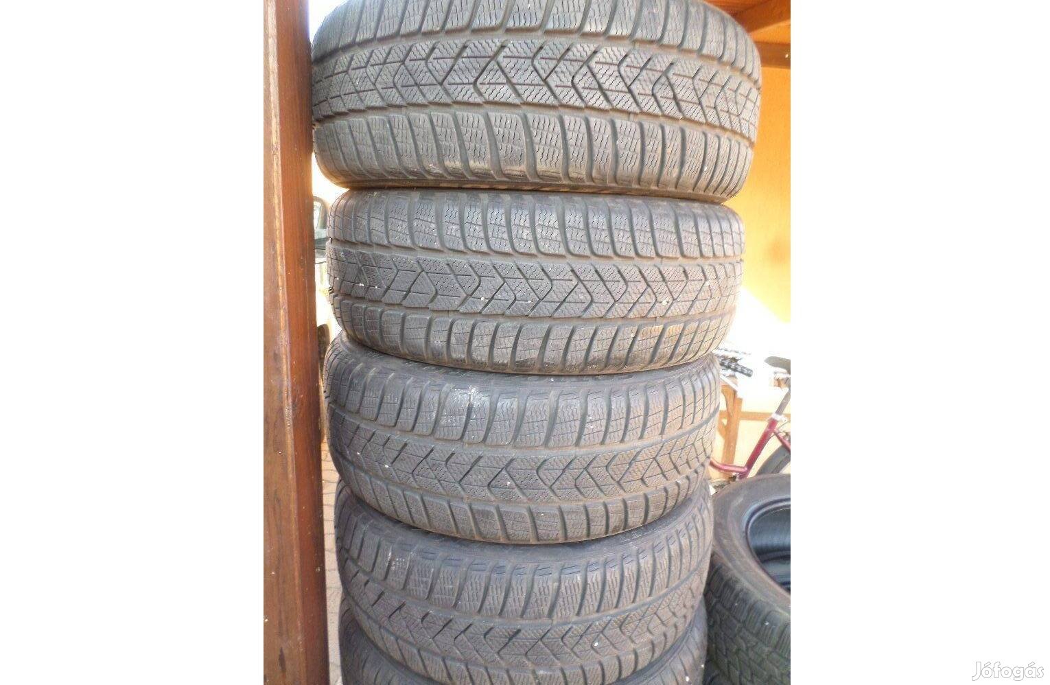 Eladó 4db 205 50 17 téli gumik nagyon jó állapotban!10000ft/db