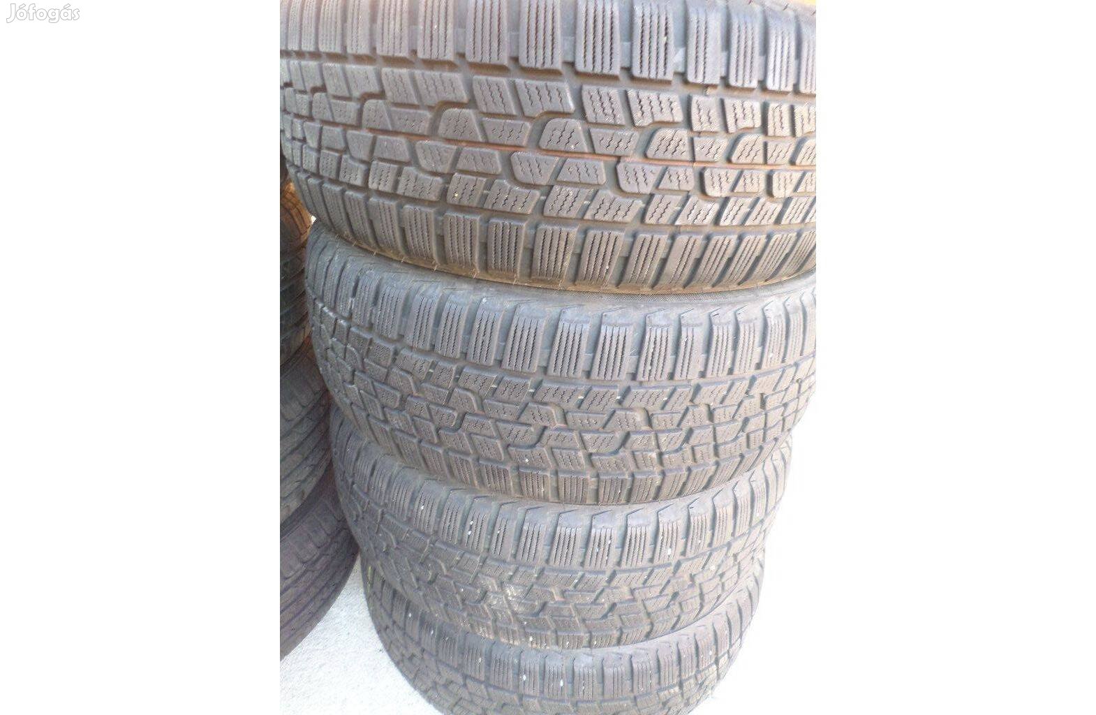 Eladó 4db 205 55 16 téli gumik nagyon jó állapotban 8000ft/db