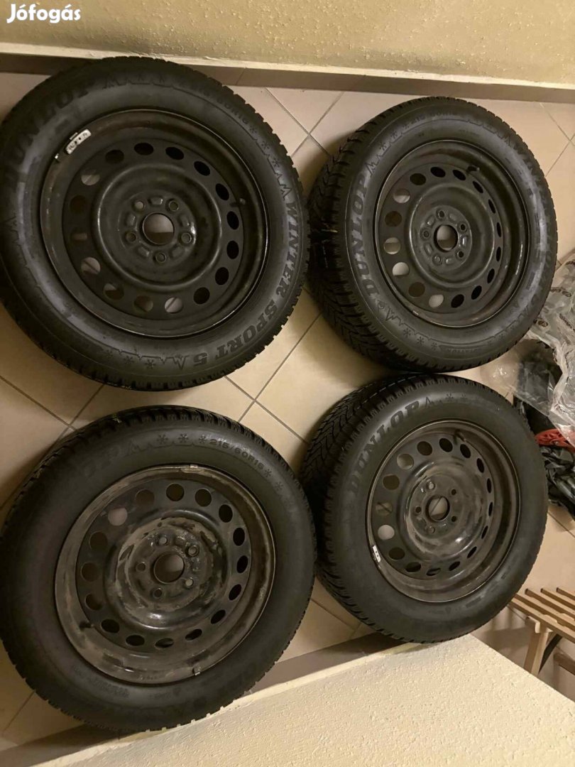 Eladó 4db 215/60R16 téligumi + lemezfelni.