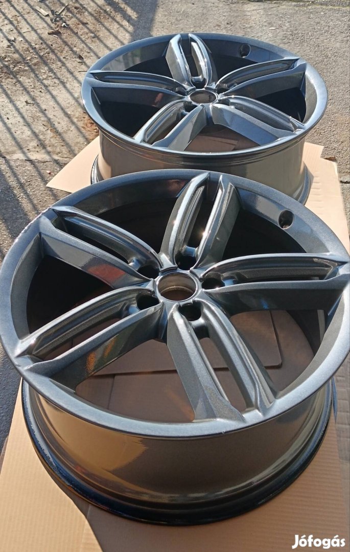 Eladó 4db Gyári Audi Alufelni R20 5x112