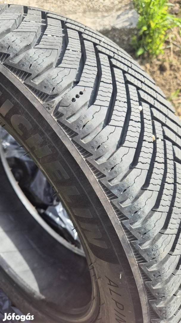 Eladó 4db Michelin Alpin 7 175/60 R16 82H téli gumi szett