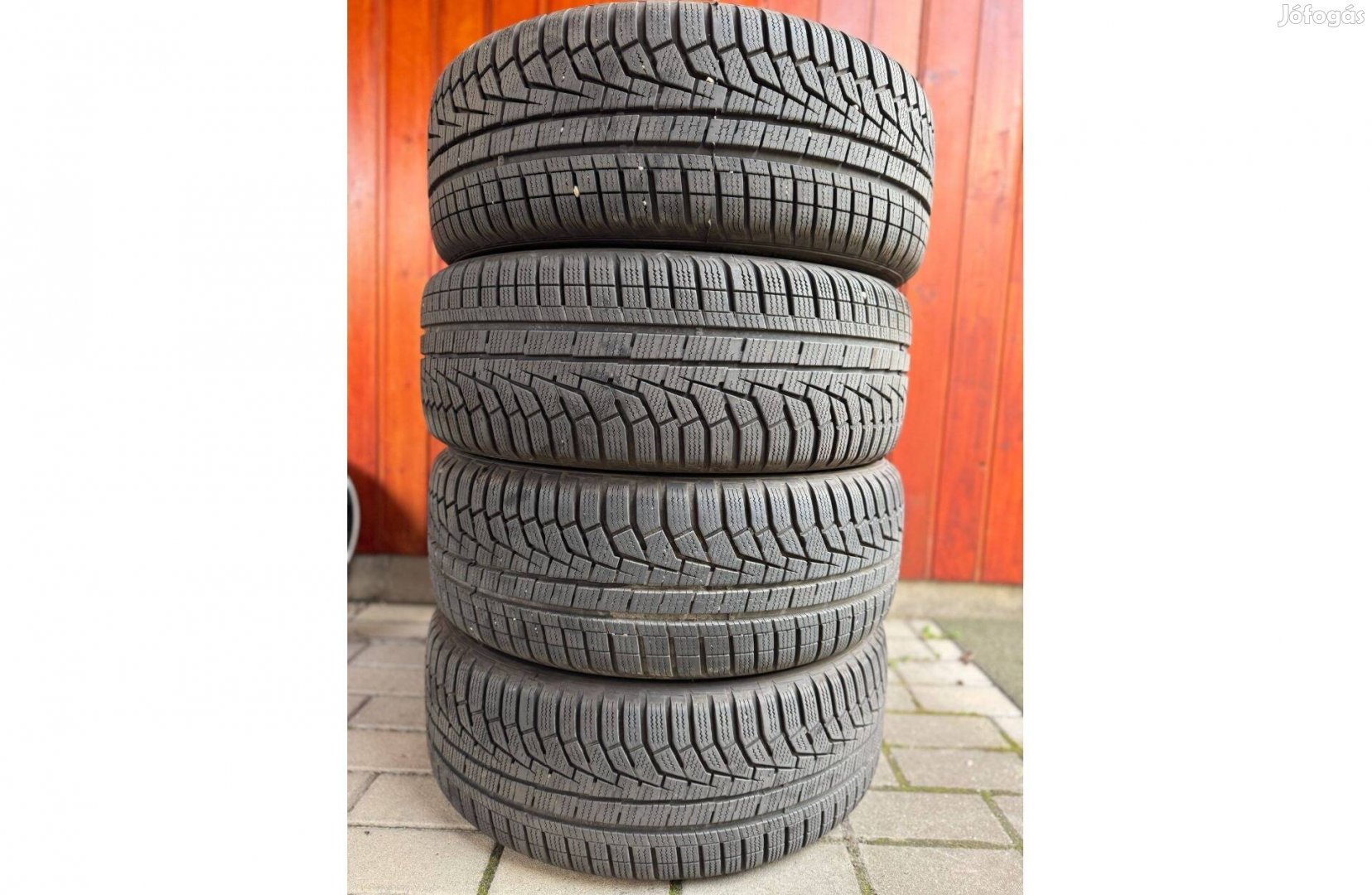 Eladó 4db. 215/55R17 98V Hankook Winter Icept Evo2 téli gumiabroncs