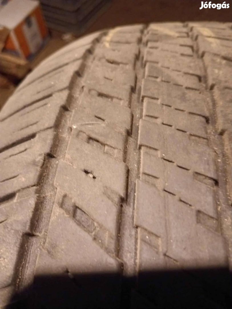 Eladó 4db használt gumi