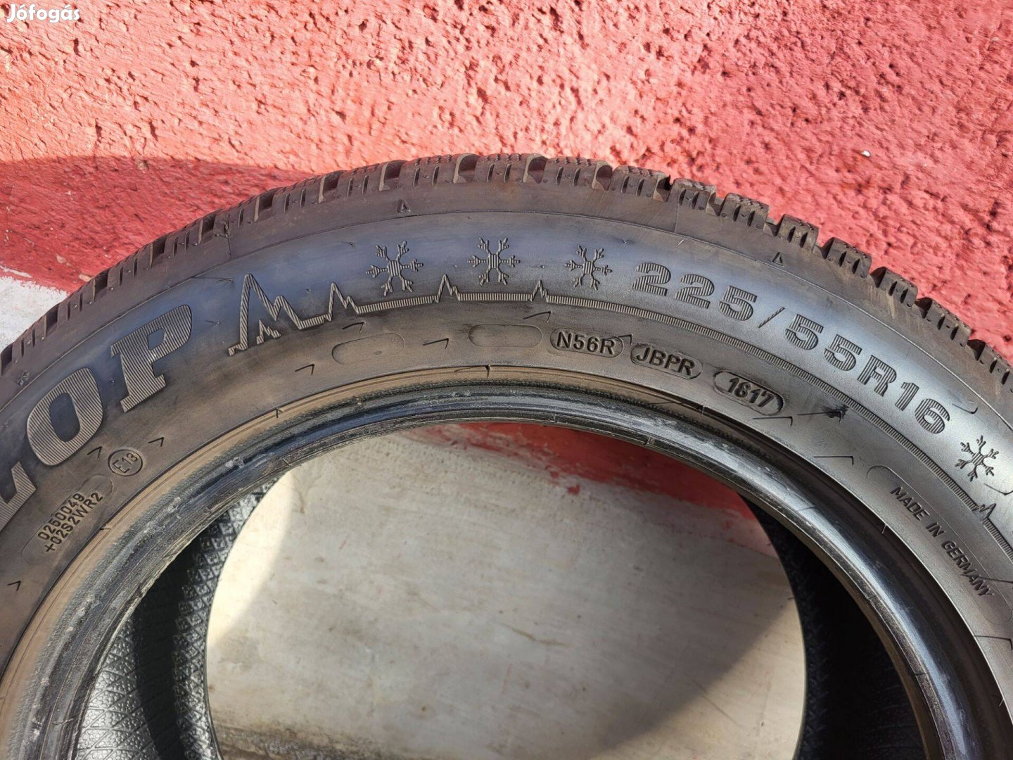 Eladó 4db keveset futott téli gumi