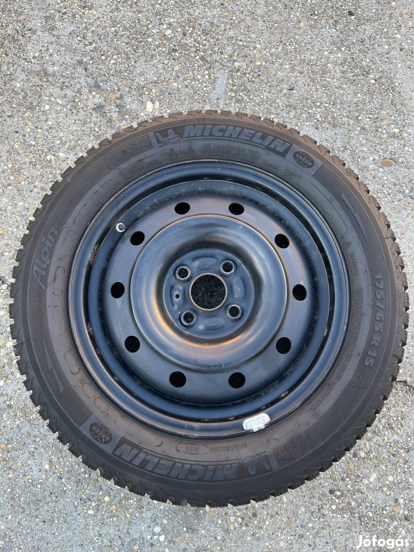 Eladó 4x100 15-ős lemezfelni 175/65R15 ET40 Suzuki Swift