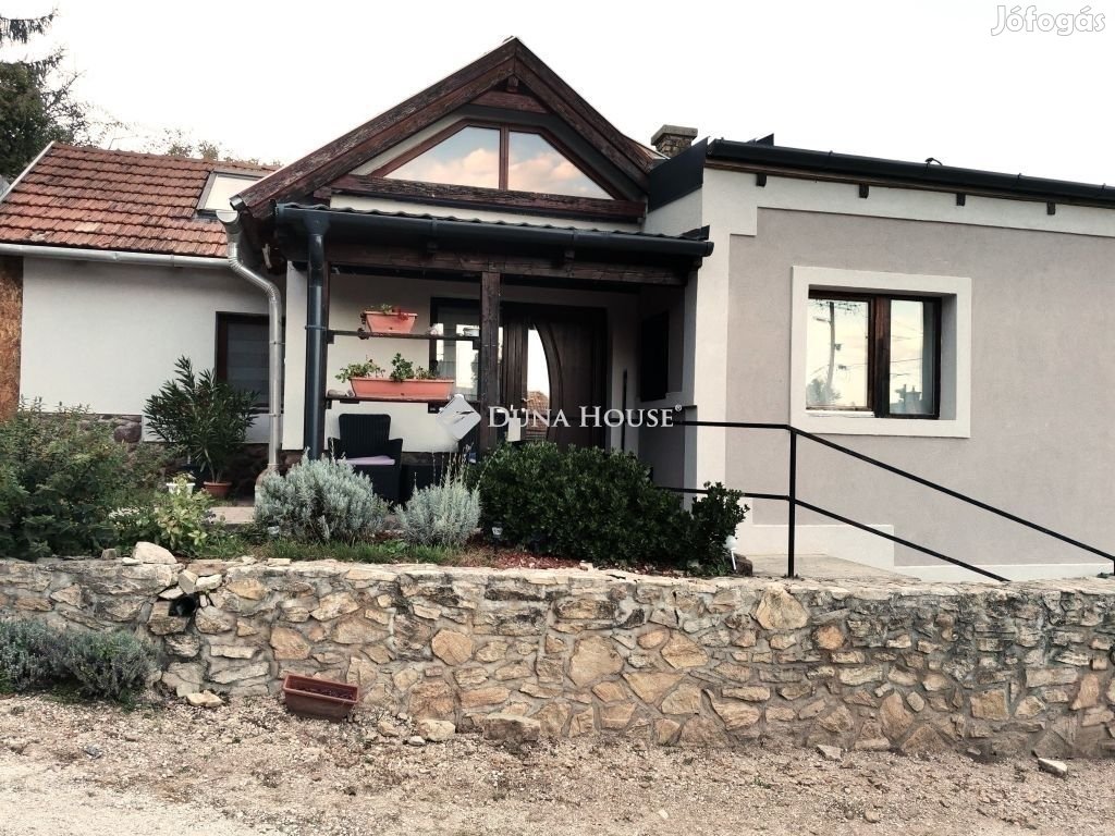 Eladó 51 nm-es ház Balatonalmádi