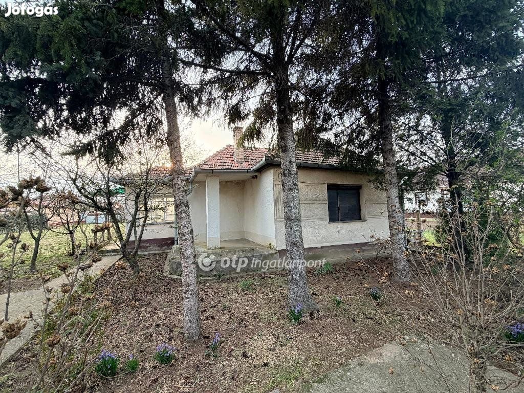 Eladó 53 nm-es ház Szentpéterszeg