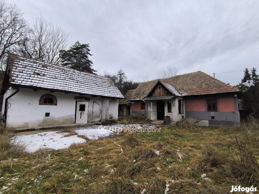 Eladó 53 nm-es ház Vizslás