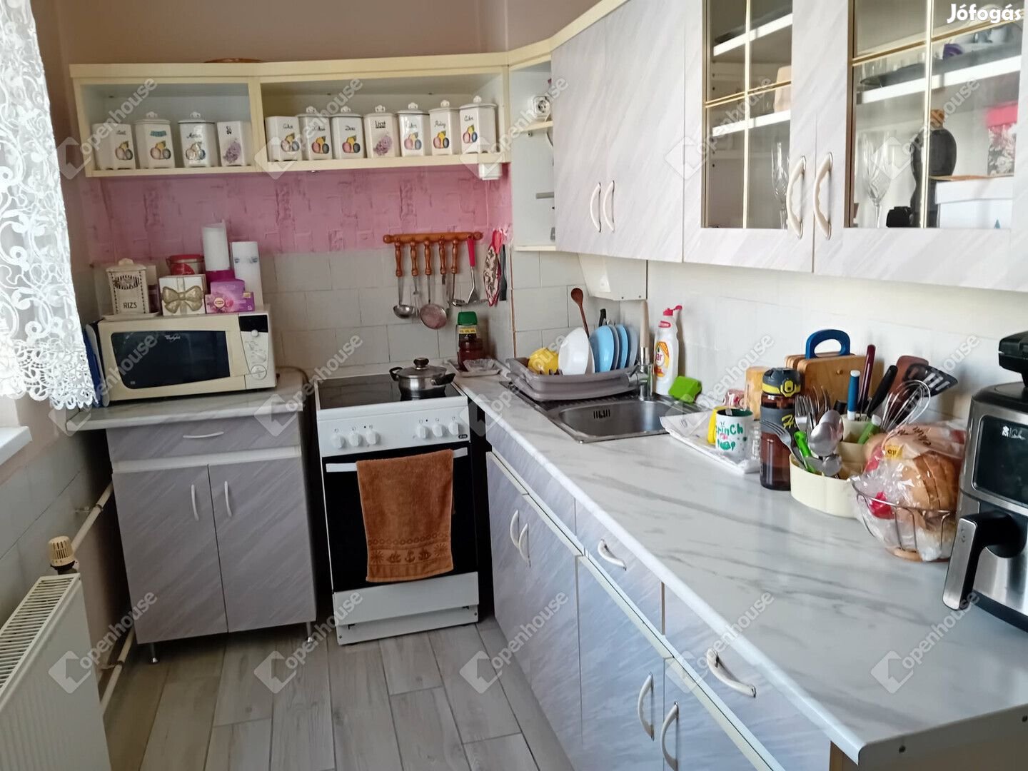 Eladó 53 nm-es lakás Tatabánya