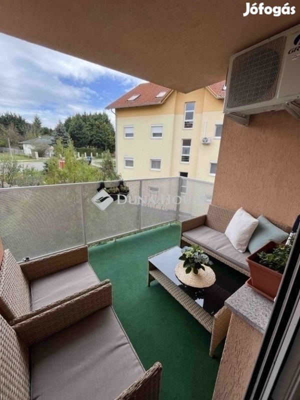 Eladó 56 nm-es lakás Kozármisleny