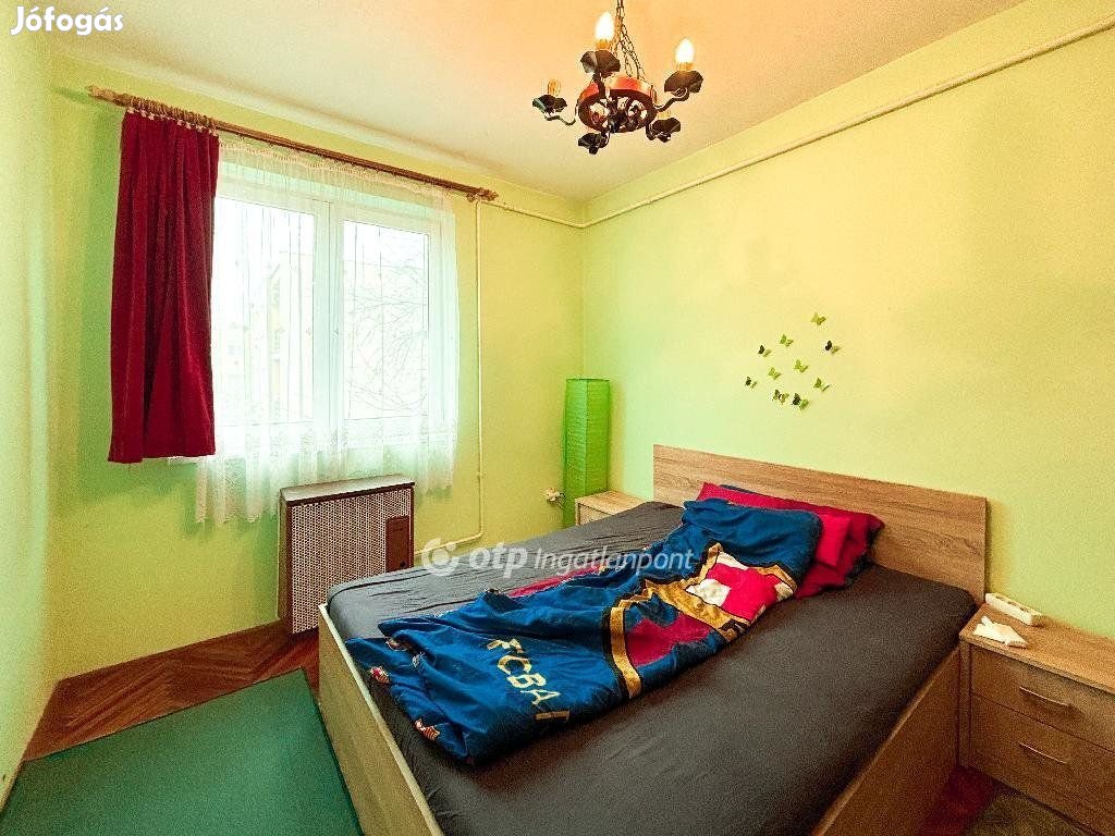 Eladó 57 nm-es lakás Siófok