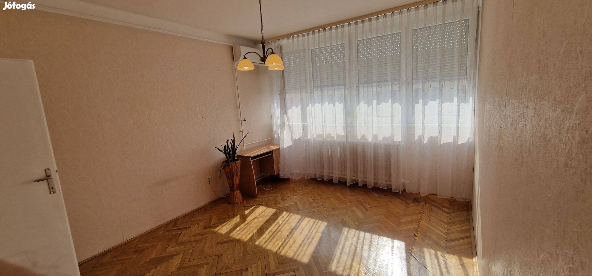 Eladó 58 m2-es 2 szobás erkélyes lakás Sárospatak belvárosában
