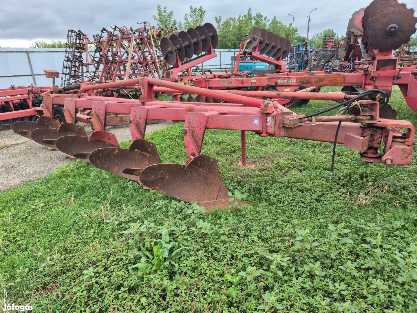 Eladó 5 fejes Condor eke