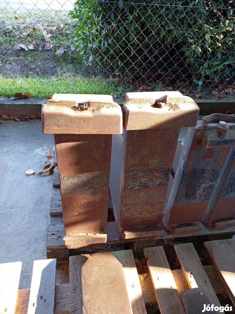 Eladó 5 tonnás villapár