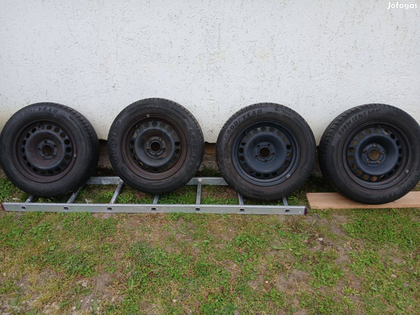 Eladó 5x110 r15 opel astra h lemezfelni nyárigumival !