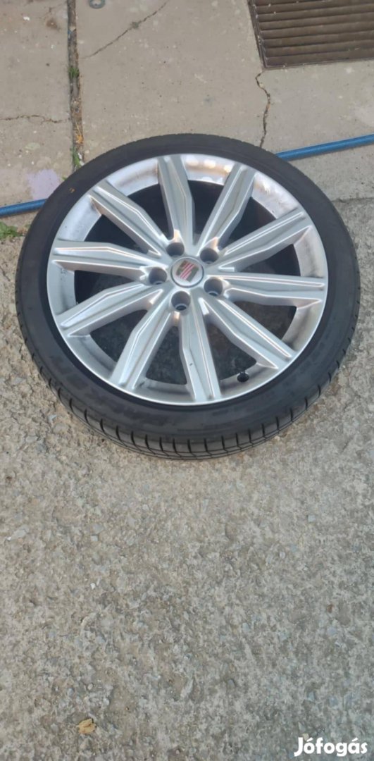 Eladó 5x112 et 39 19 colos seat, audi alufelni szép állapotban! 