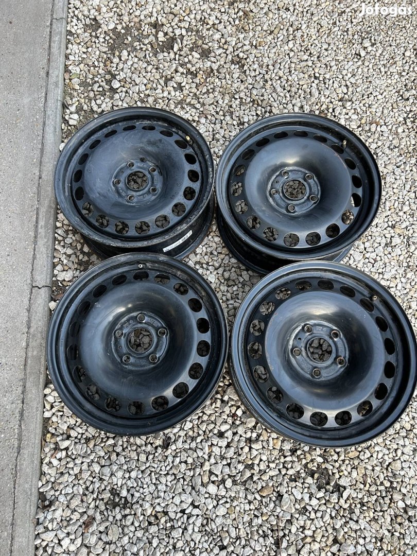 Eladó 5x112 r16 gyári VW acélfelni!