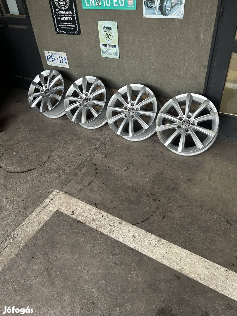 Eladó 5x112 r17 gyári VW "Merano" alufelni!