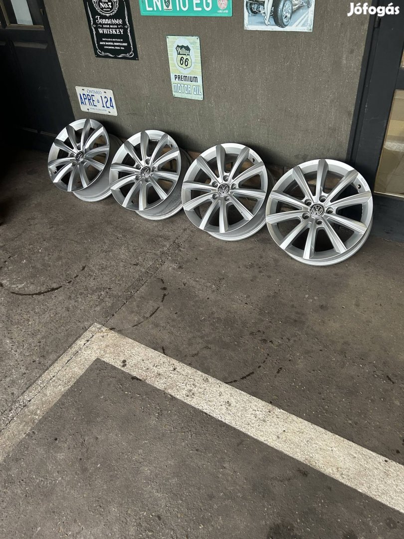 Eladó 5x112 r17 gyári VW alufelni!