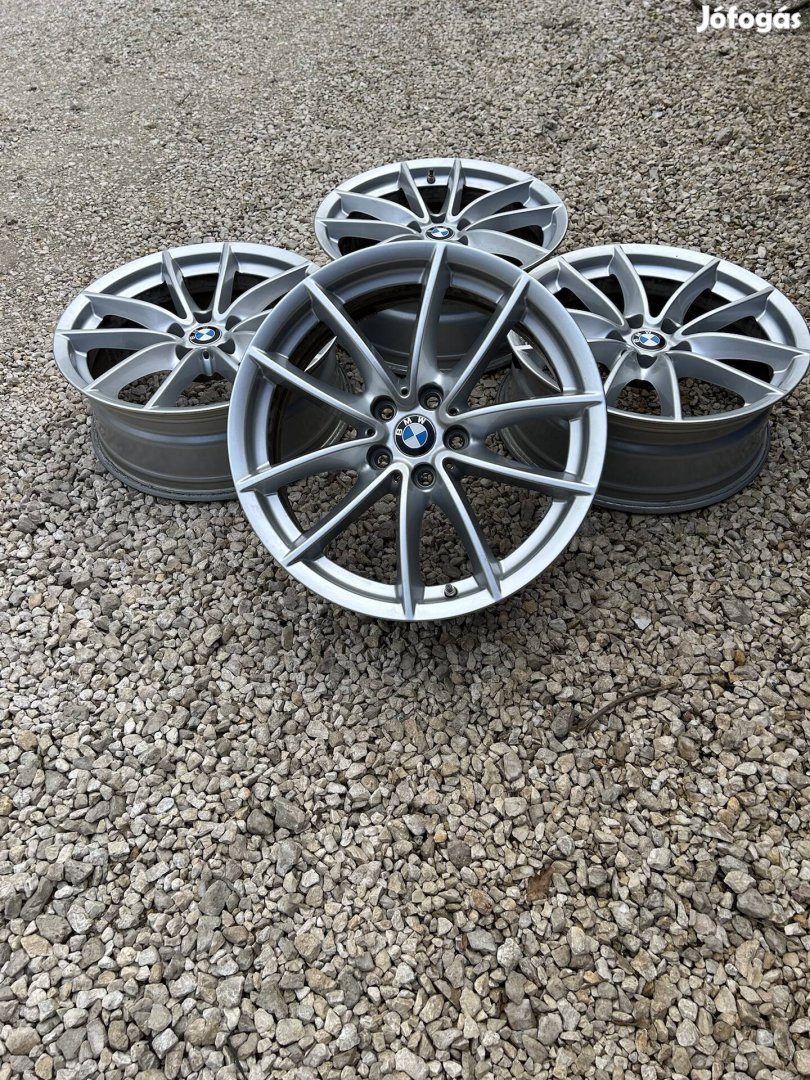 Eladó 5x112 r18 gyári BMW "Style 618" alufelni szett!