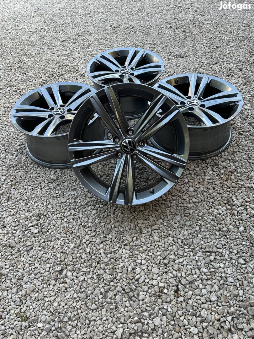 Eladó 5x112 r18 gyári VW Arteon,Passat Sebring alufelni szett!