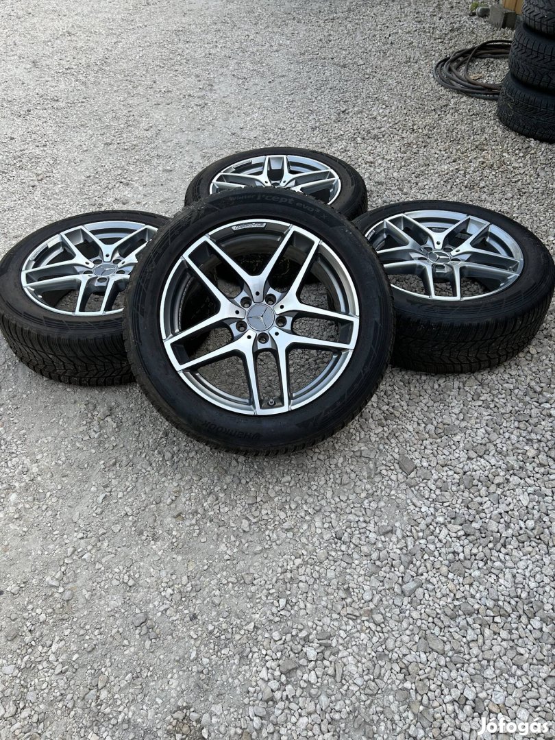 Eladó 5x112 r19 gyári AMG Mercedes GLC alufelni szett téli gumival!