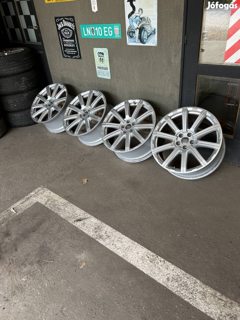 Eladó 5x112 r20 gyári Audi alufelni!