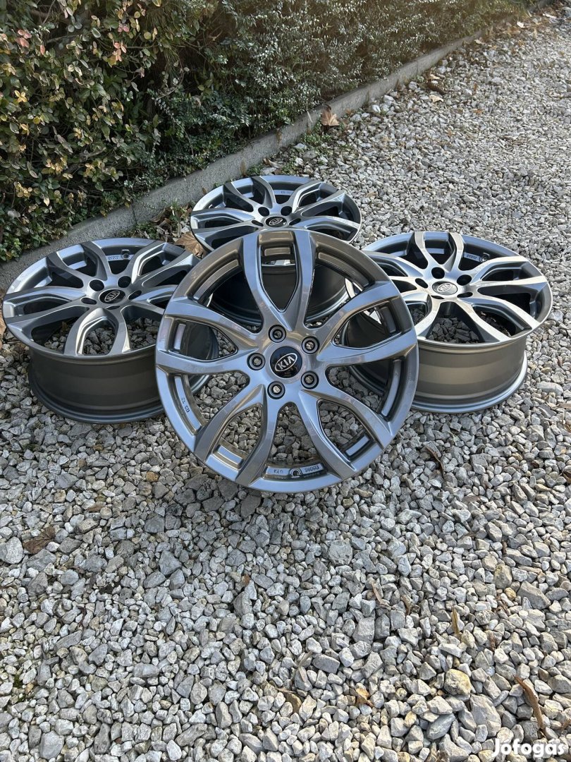 Eladó 5x114,3 r18 Kia Sorento alufelni!