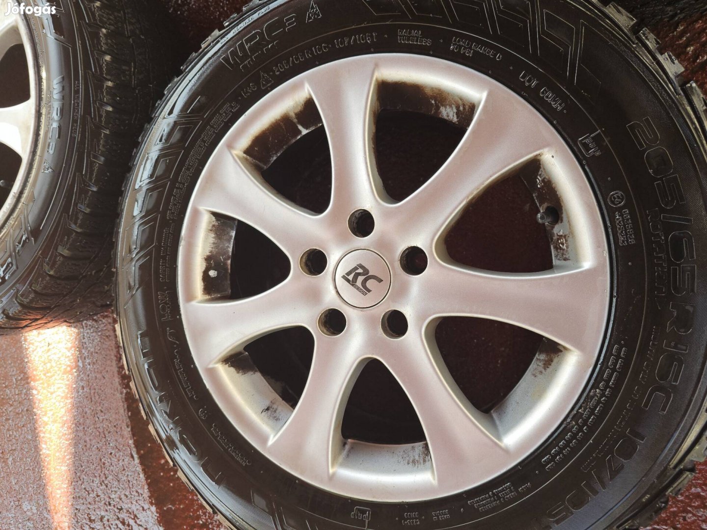 Eladó 5x114 RC alufelni garnitúra téli gumikkal