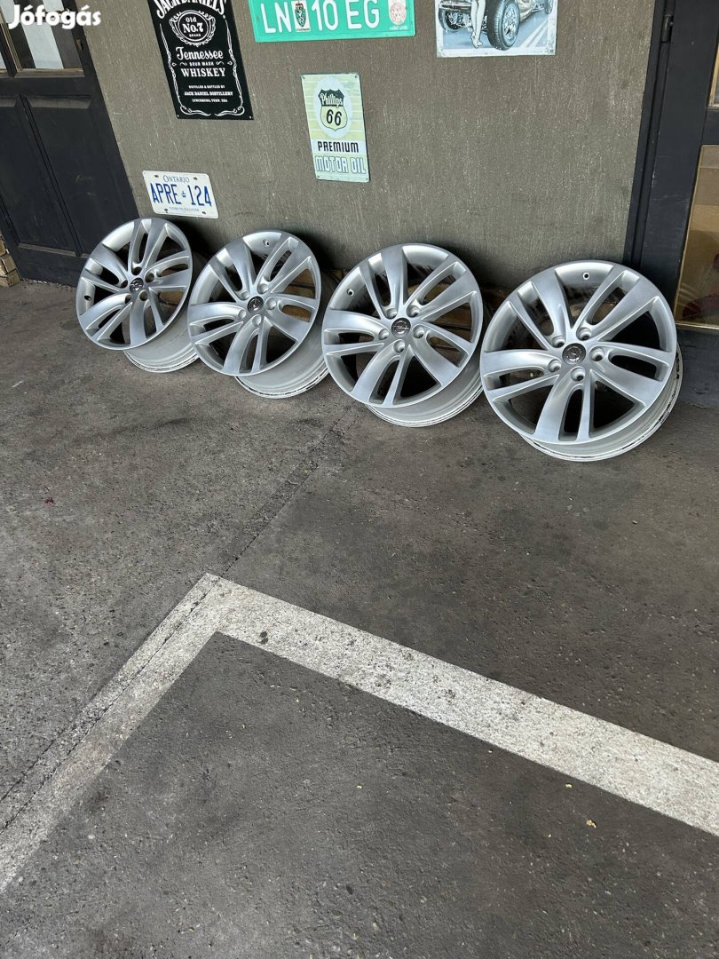 Eladó 5x115 r18 gyári Opel alufelni!