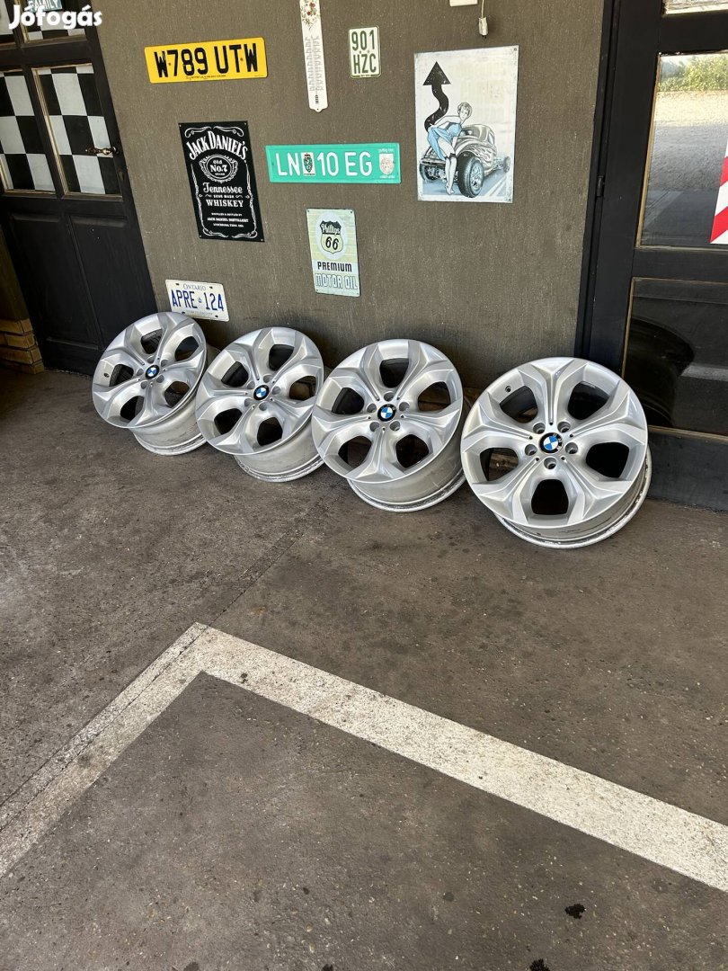 Eladó 5x120 r19 gyári kétszéles BMW Style 335 alufelni!