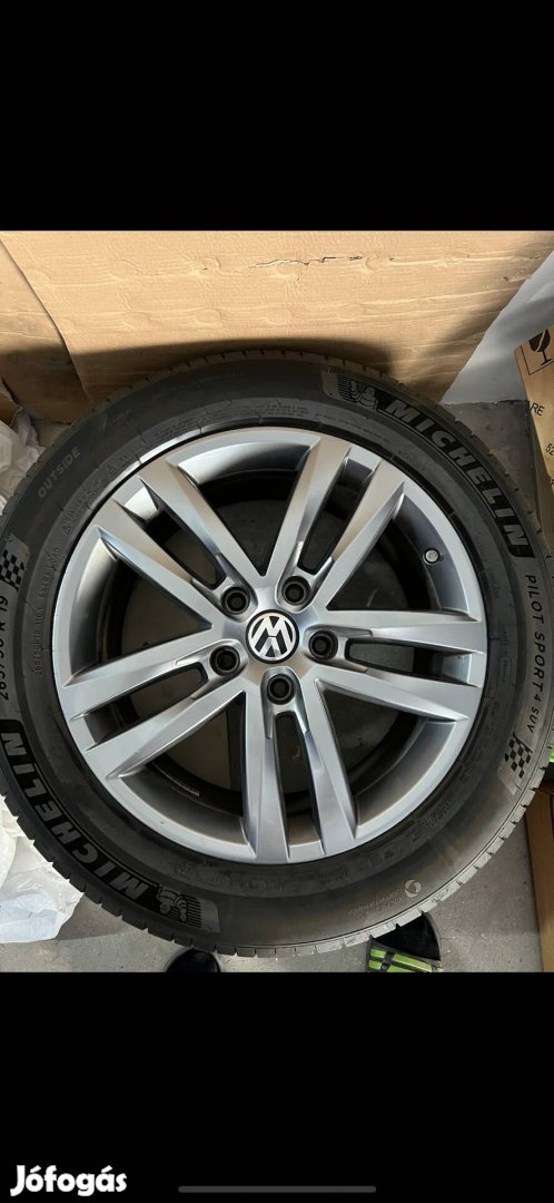 Eladó 5x130 19" VW Touareg alufelni 