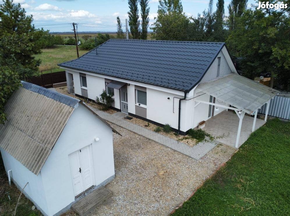 Eladó 65 nm-es ház Hevesvezekény #5054635