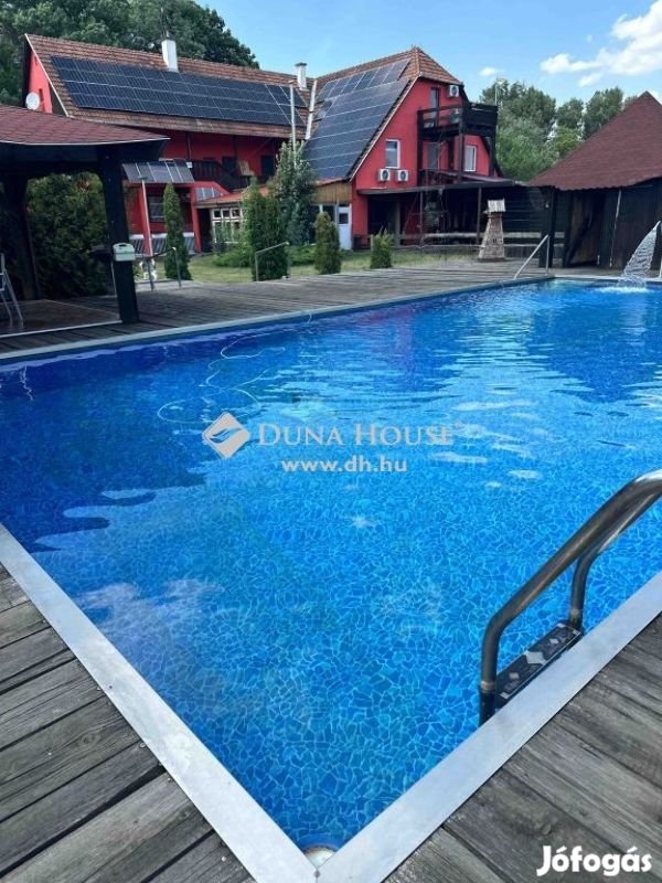 Eladó 665 nm-es ház Jakabszállás