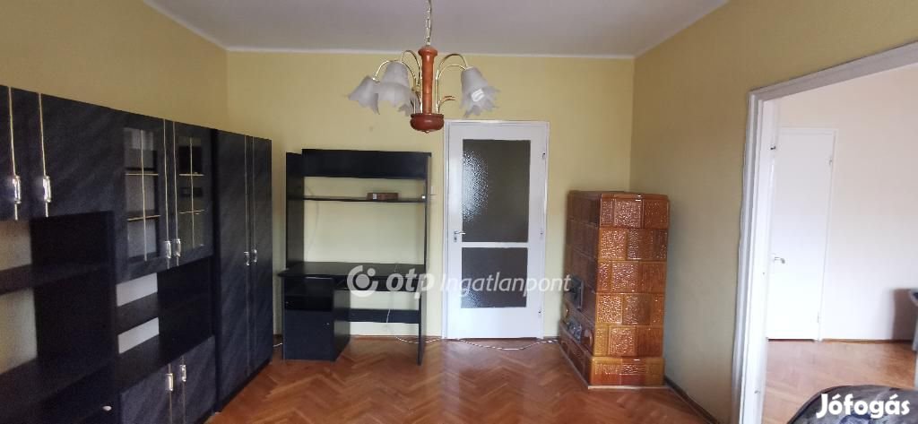 Eladó 71 nm-es lakás Csorna