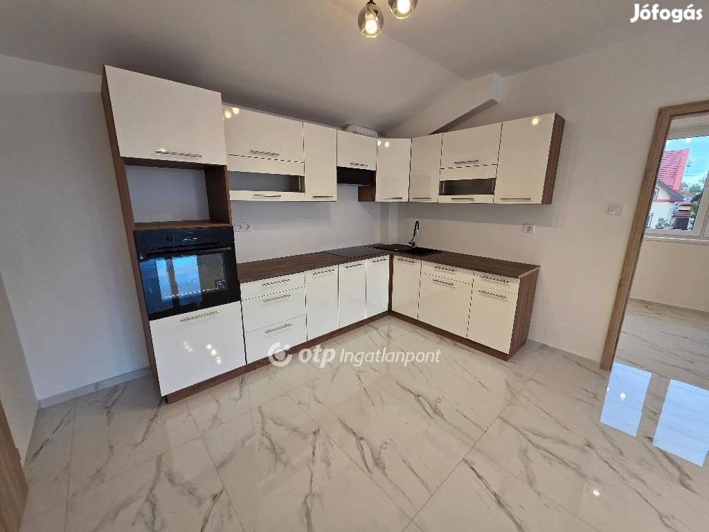 Eladó 71 nm-es lakás Hajdúszoboszló