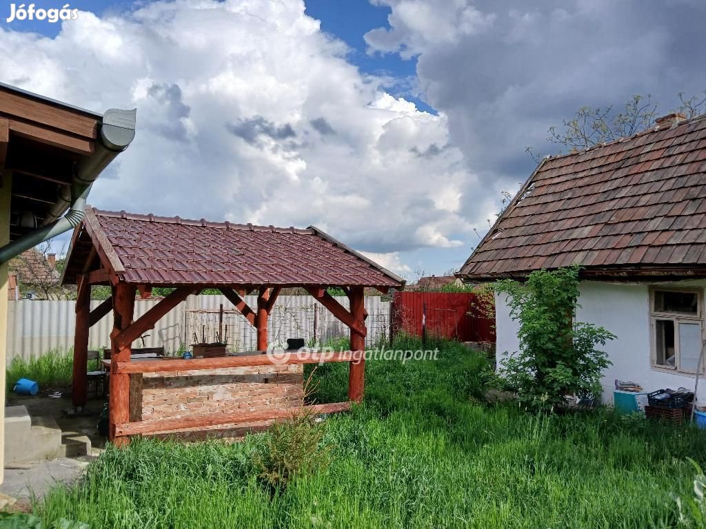 Eladó 73 nm-es ház Adács