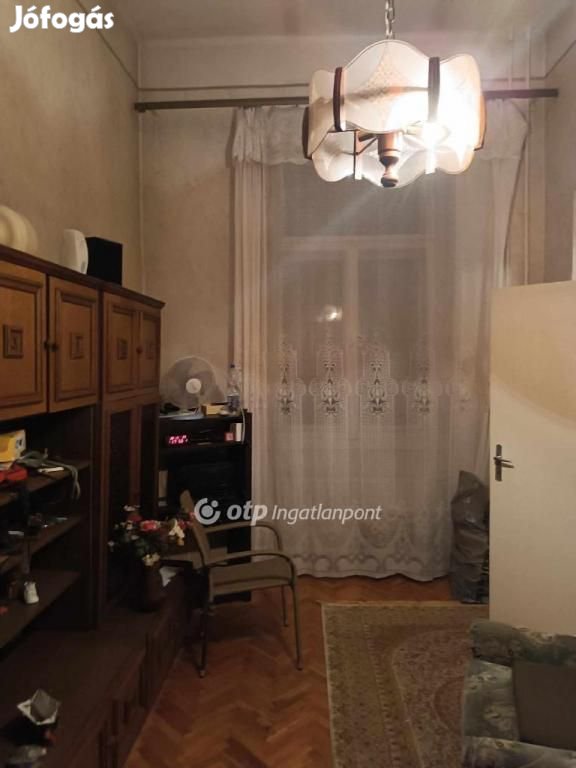 Eladó 74 nm-es lakás Debrecen