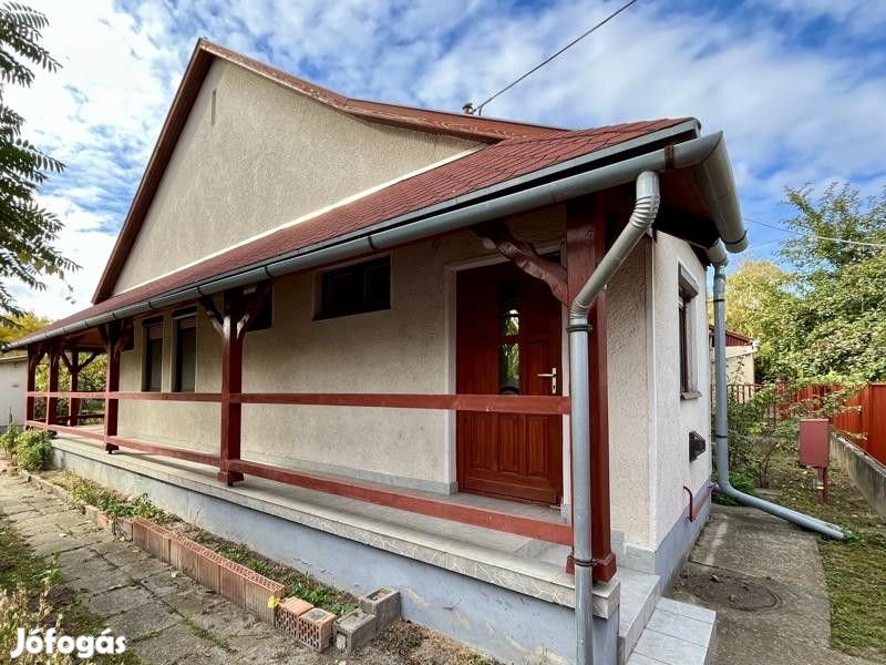 Eladó 75 nm-es Ikerház Nagykáta