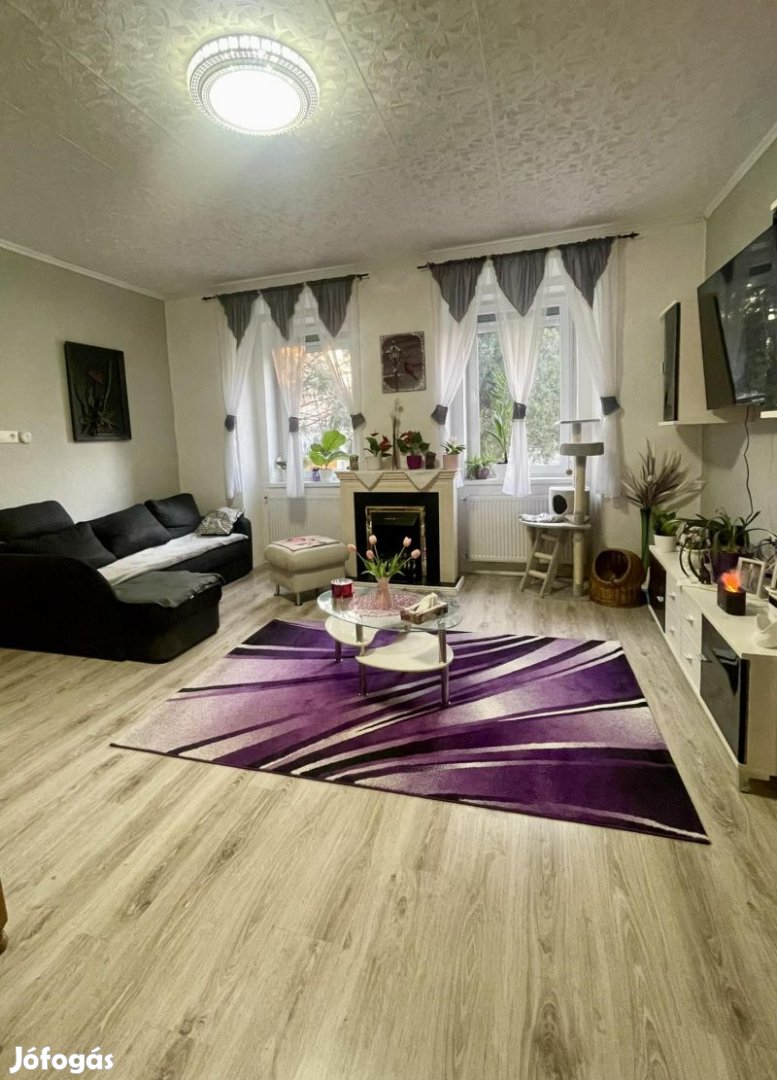 Eladó 81 m2-es lakás Mohács belvárosában