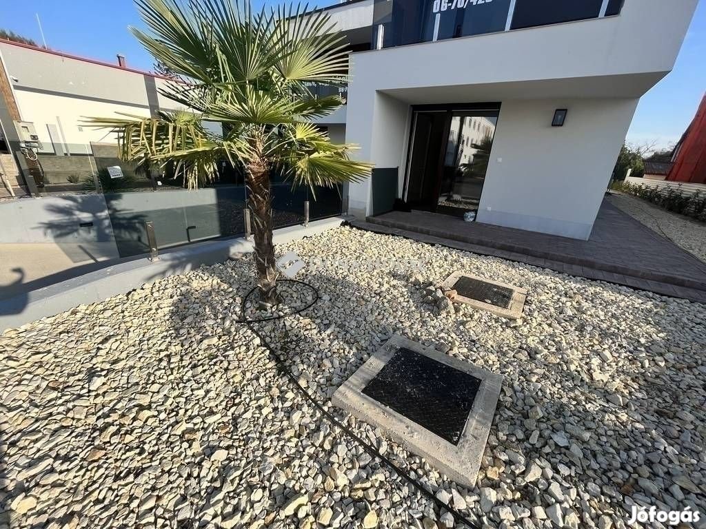 Eladó 84 nm-es lakás Dabas