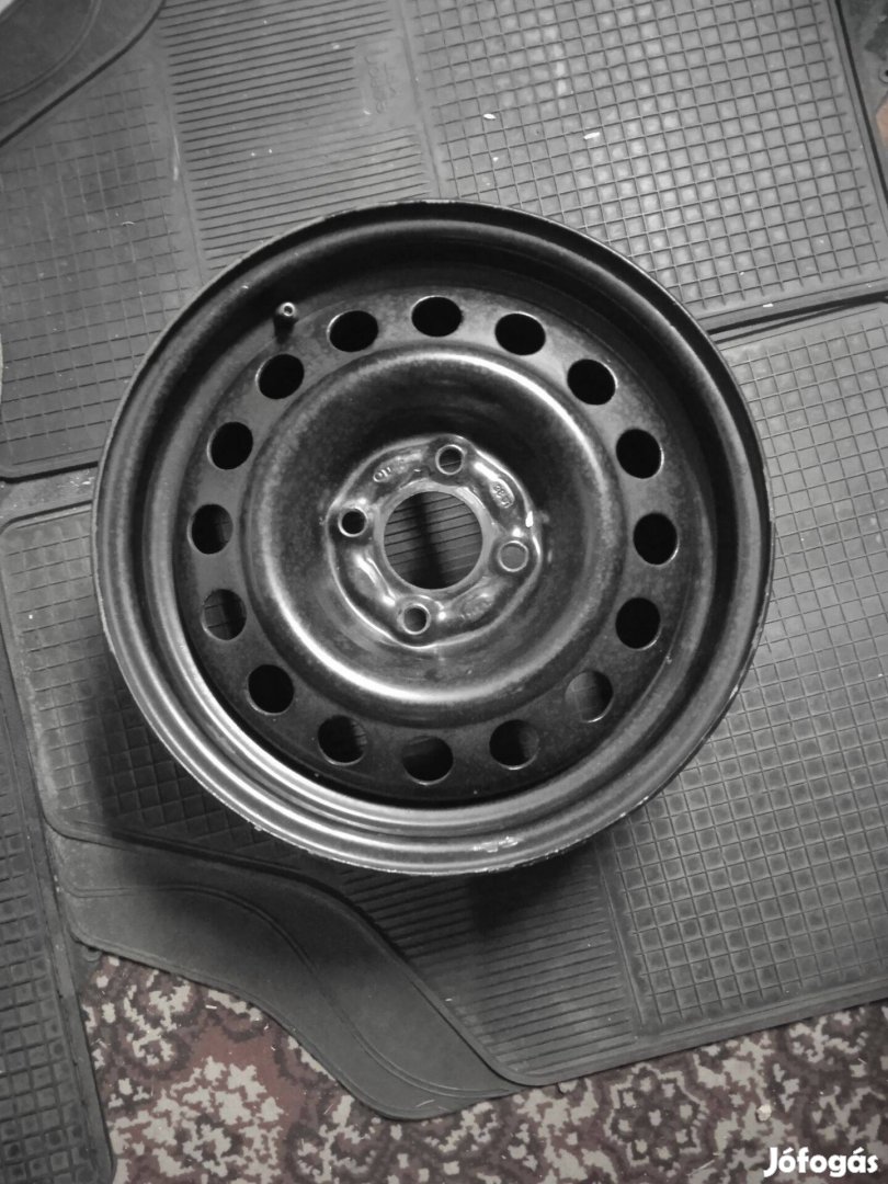 Eladó 8 db Renault 14' lemezfelni