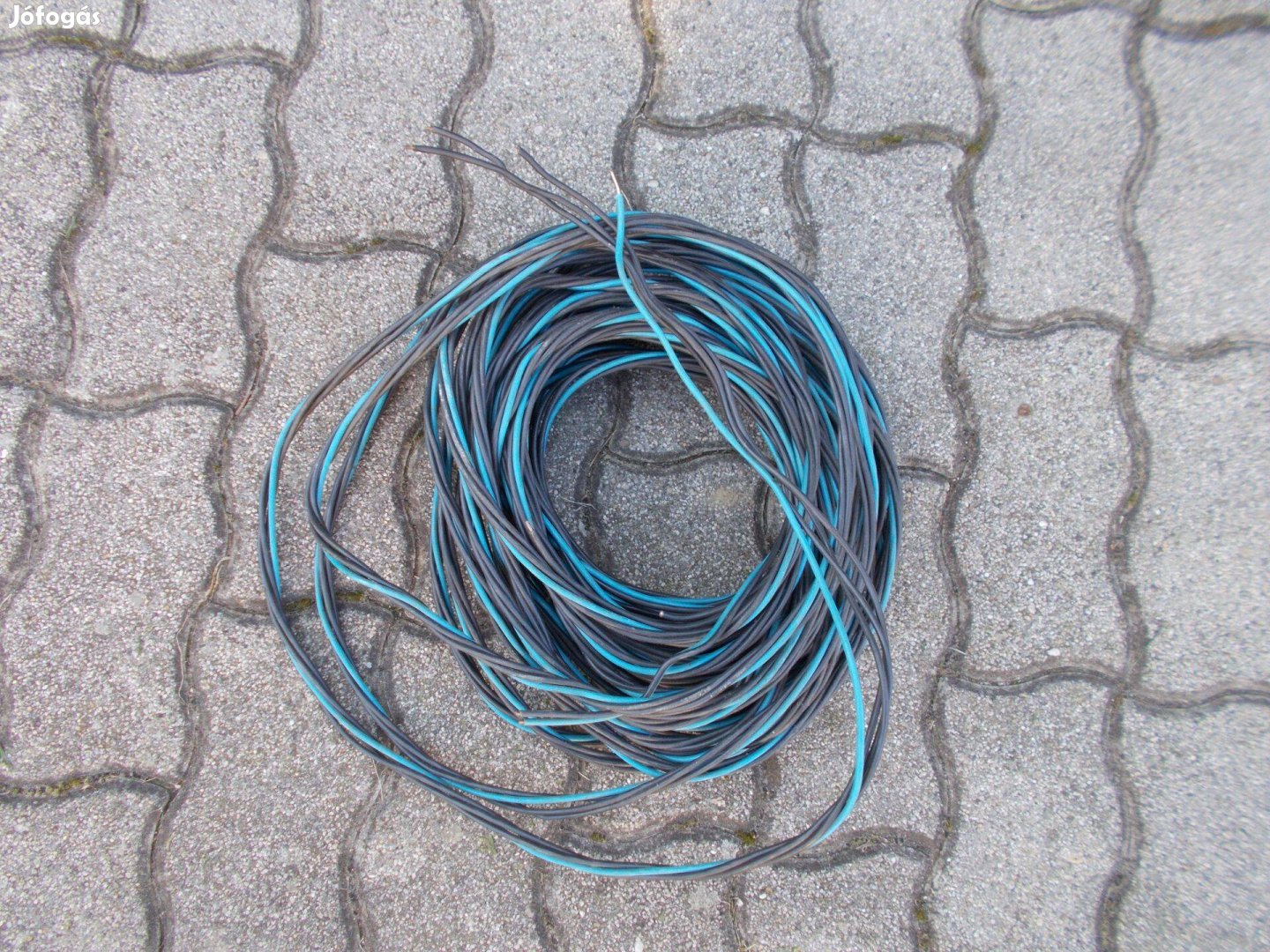Eladó 90 méter Tömör Réz Vezeték,2.5 mm.-es