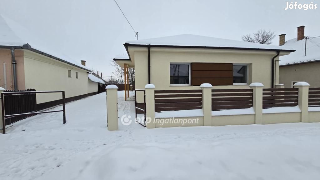 Eladó 93 nm-es ház Hajdúszoboszló